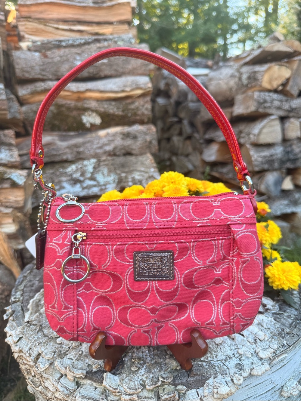 Coach Poppy signature lurex large wristlet NWT